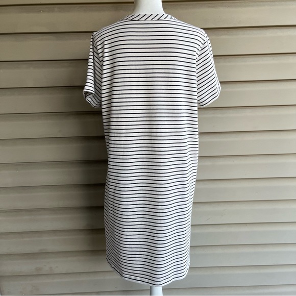 •Buffalo David Bitton• Short Sleeve Striped Knit Dress - Size Large - Picture 6 of 9